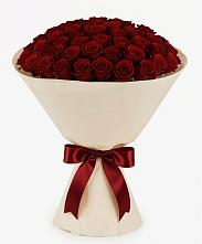 Букет 101 Бордовая роза Блэк Бакарра в Юдино