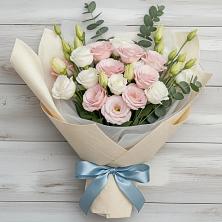 Букет цветов из:  Лизиантусы в Юдино