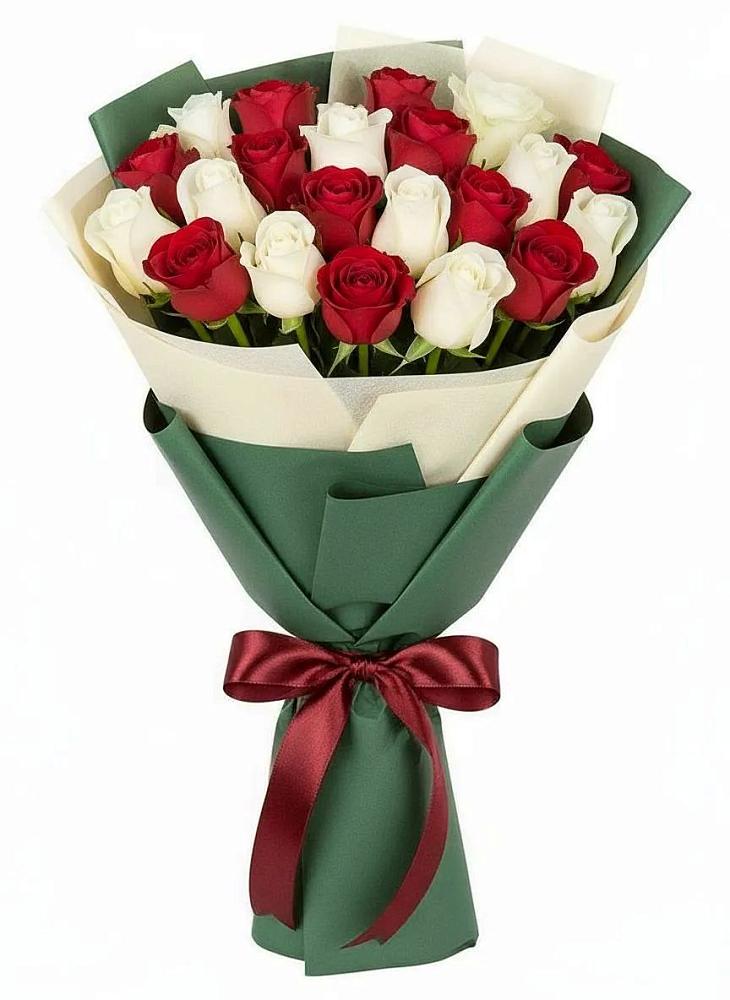 Букет Микс из красных и белых роз в Юдино