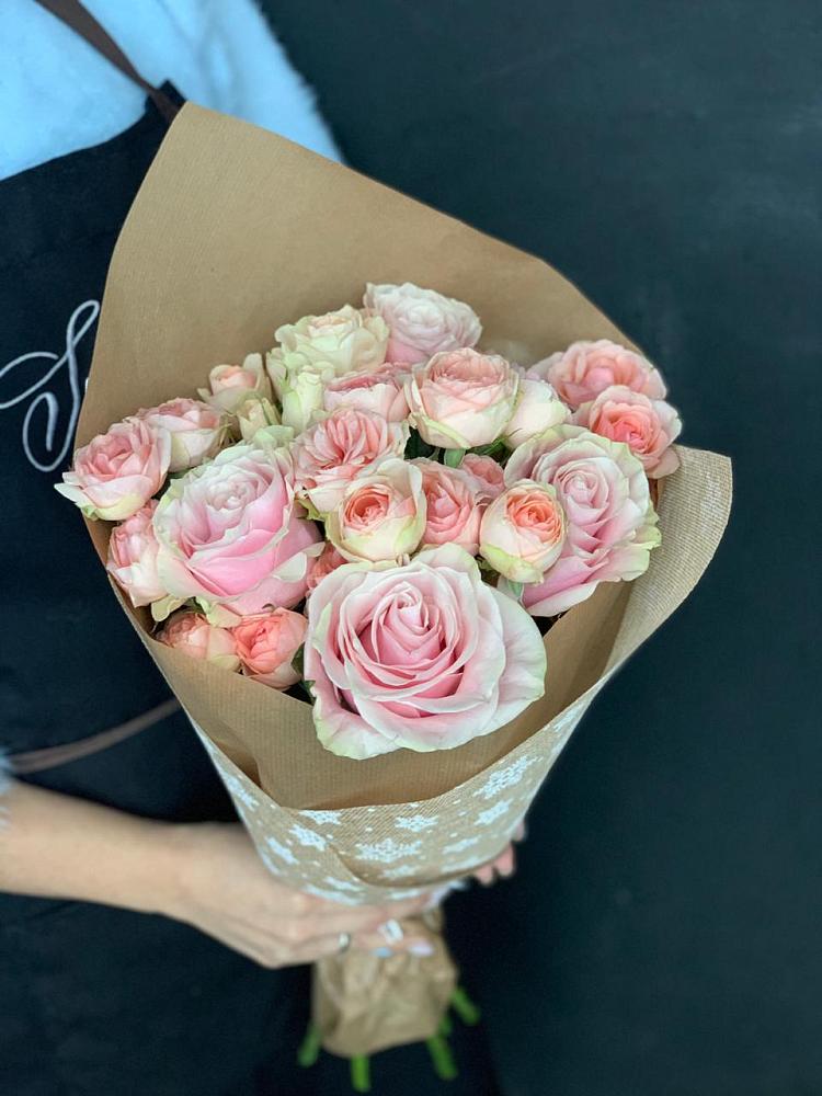 Букет цветов из: Хризантемы и Розы в Юдино