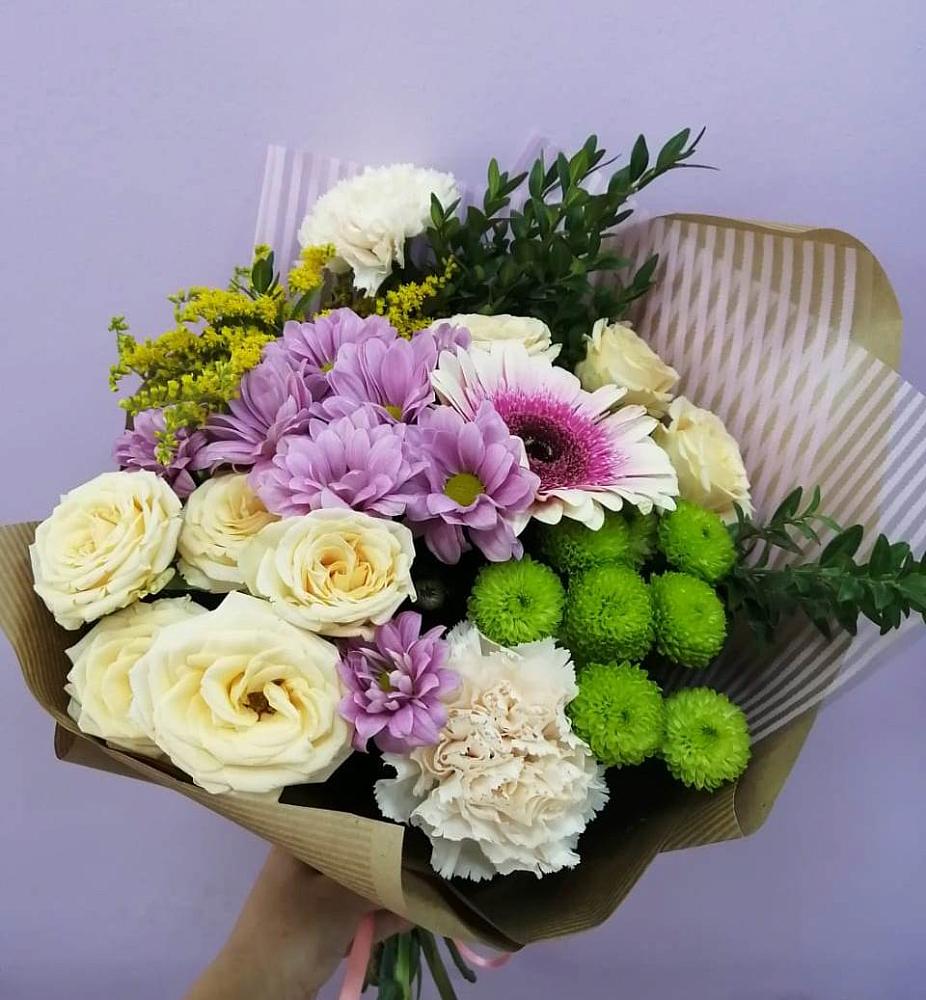 Букет цветов из: Хризантемы, Розы, Гвоздики и Герберы в Юдино