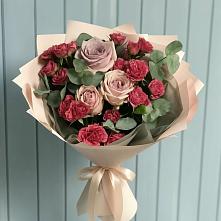 Букет цветов из:  Гвоздики и Розы в Юдино
