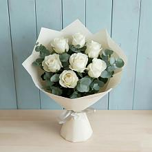 Букет Белые розы в Эвкалипте в Юдино