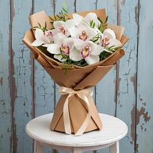 Букет цветов из:  Орхидеи и Розы в Юдино